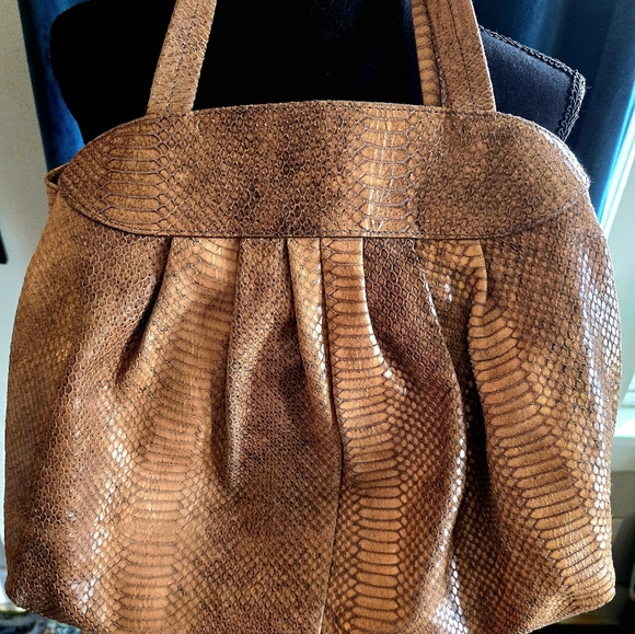 😍 FURLA LEATHER SHOULDER BAG PURSE 😍 IN GREAT CONDITION! - Picture 8 of 13